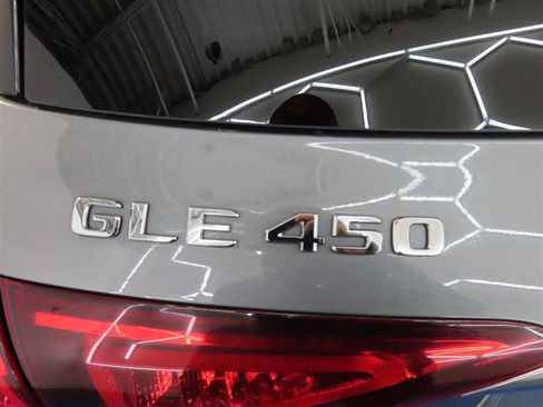 Used 2021 Mercedes-Benz GLE 450 4MATIC image 13