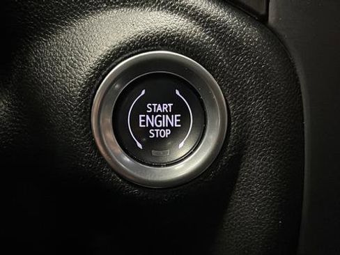 Used 2021 GMC Sierra 1500 AT4 image 24