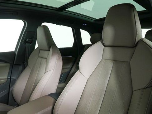 New 2025 Audi Q5 Premium Plus image 5