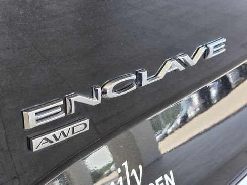 Used 2024 Buick Enclave Essence w/ LPO, Floor Liner Package AWD/4WD image 8