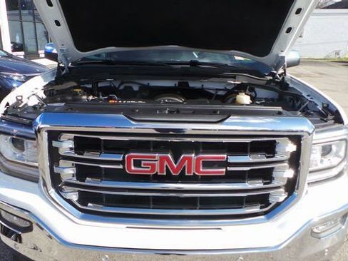 Used 2018 GMC Sierra 1500 SLT w/ SLT Premium Package AWD/4WD image 11