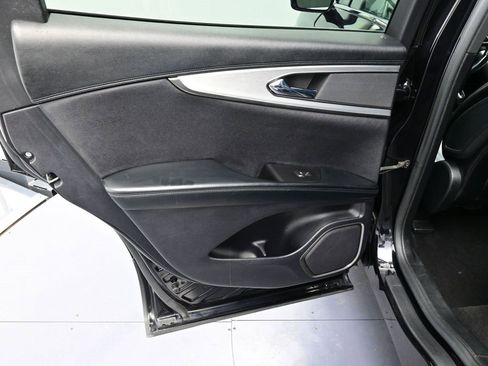 Used 2019 Lincoln Nautilus Premier image 23