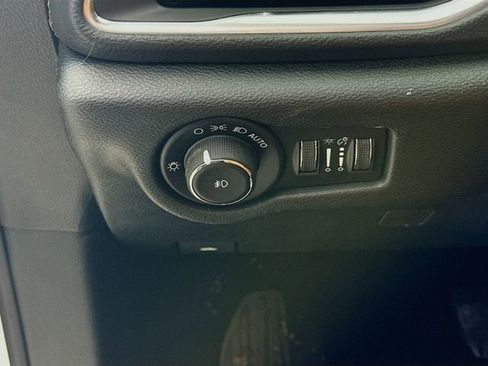 New 2026 Chrysler Pacifica Pinnacle w/ Trailer Tow Group image 10