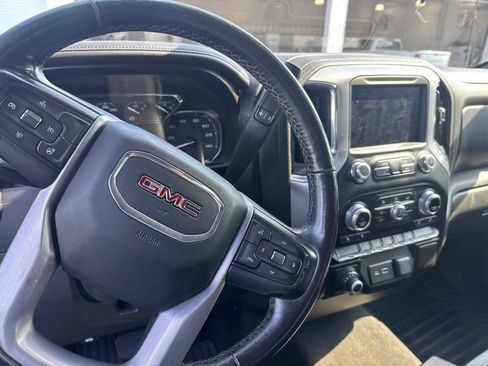 Used 2021 GMC Sierra 1500 Elevation w/ X31 Off-Road Package AWD/4WD image 13