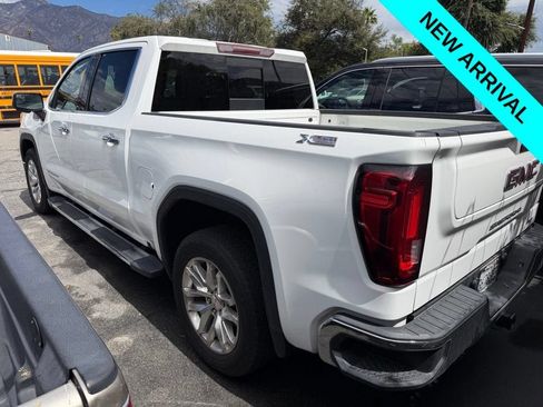 Used 2021 GMC Sierra 1500 SLT w/ SLT Premium Package AWD/4WD image 4