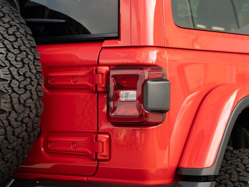 Used 2026 Jeep Wrangler Rubicon AWD/4WD image 23