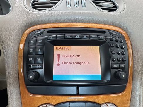 Used 2004 Mercedes-Benz SL 500 image 20