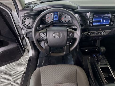 Certified 2022 Toyota Tacoma SR AWD/4WD image 20