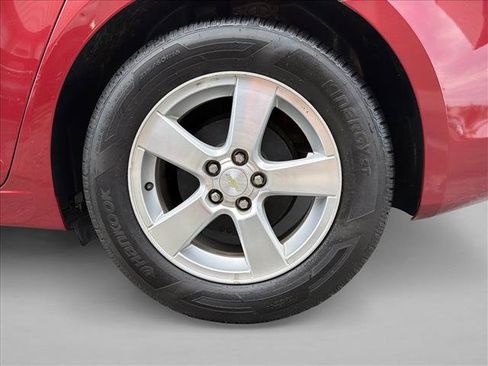 Used 2014 Chevrolet Cruze LT FWD image 9