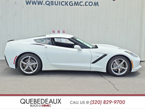 Used 2015 Chevrolet Corvette Stingray Coupe w/ 2LT Preferred Equipment Group RWD image 8