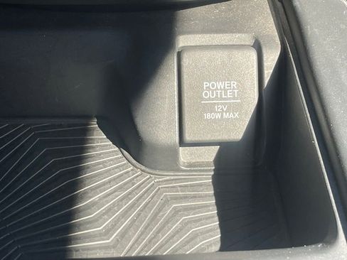 Used 2019 Honda CR-V Touring image 33