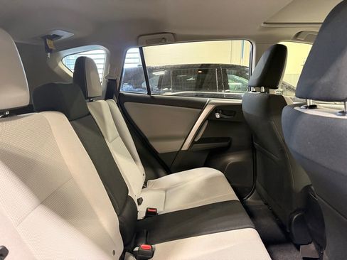 Used 2018 Toyota RAV4 XLE w/ Plus Extra Value Package image 27