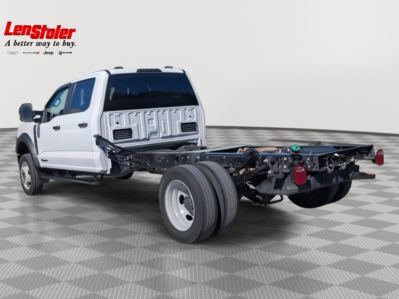 Used 2024 Ford F550 4x4 Crew Cab Super Duty image 3
