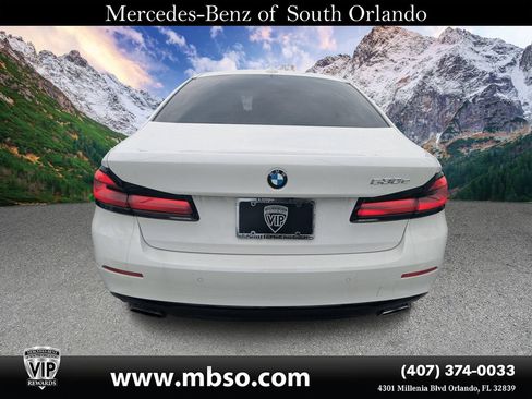 Used 2021 BMW 530e w/ Convenience Package RWD image 17