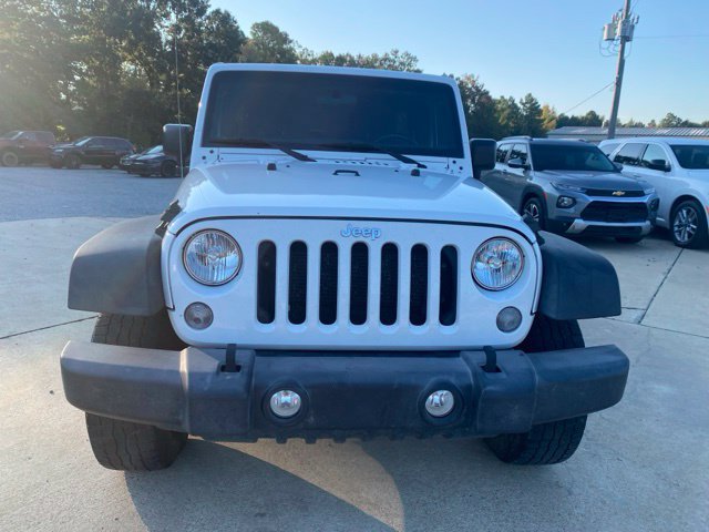 Used 2018 Jeep Wrangler Unlimited Sport w/ Connectivity Group AWD/4WD image 7