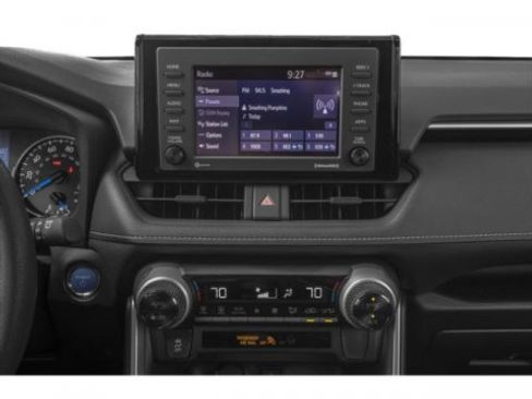 Used 2022 Toyota RAV4 XLE Premium AWD/4WD image 10
