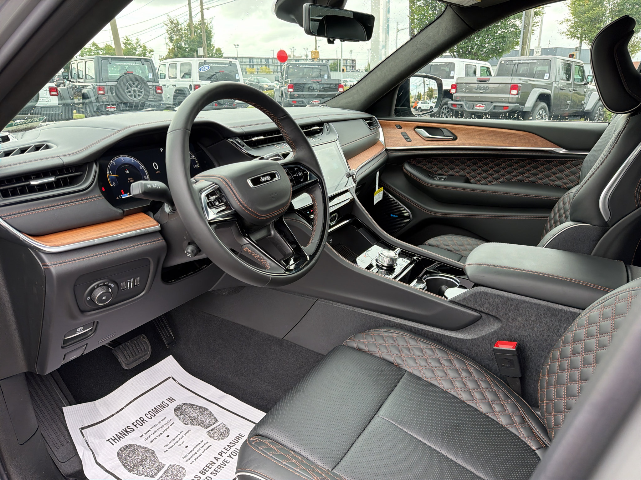 New 2027 Jeep Grand Cherokee Summit AWD/4WD image 25