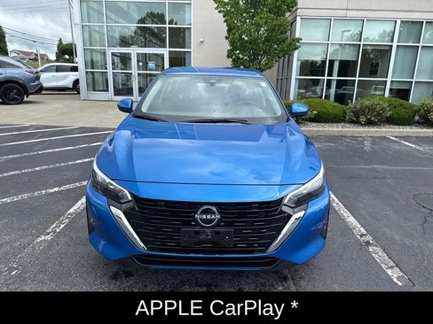 Used 2025 Nissan Sentra SV FWD image 9