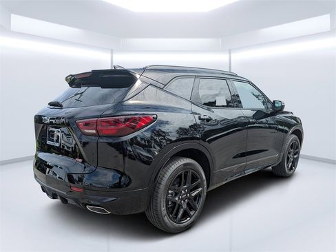 New 2025 Chevrolet Blazer RS w/ Driver Confidence II Package image 3