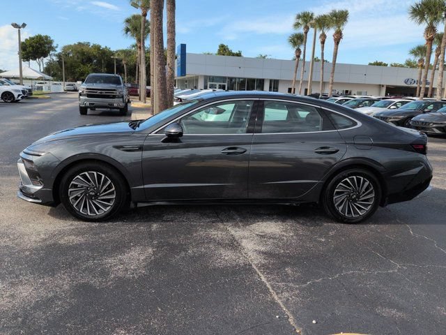Certified 2026 Hyundai Sonata Limited FWD image 7