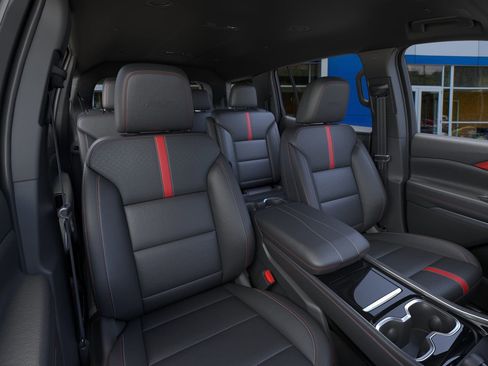 New 2026 Chevrolet Traverse RS w/ LPO, Floor Liner Package image 34