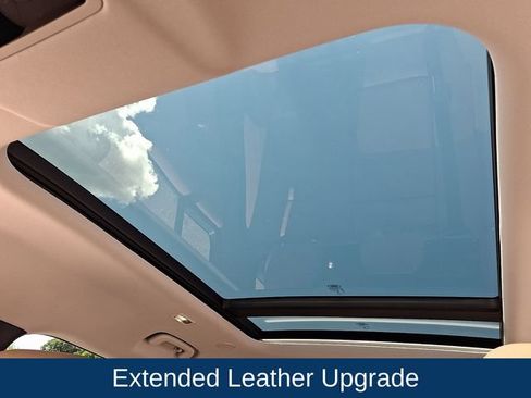 Used 2025 Land Rover Defender 110 S AWD/4WD image 18