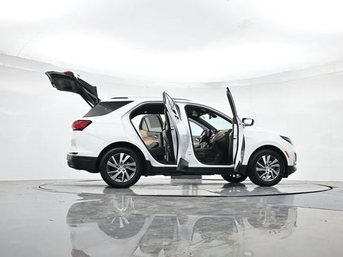 Used 2024 Chevrolet Equinox Premier FWD image 51