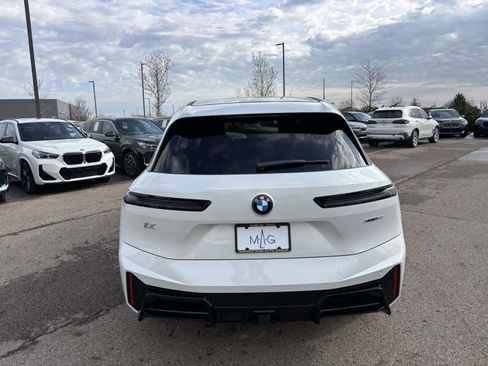 New 2026 BMW iX xDrive60 w/ M Sport Package image 6