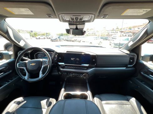 Used 2024 Chevrolet Silverado 3500 LTZ w/ LTZ Convenience Package AWD/4WD image 10