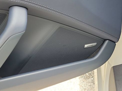 Certified 2025 Porsche 911 Carrera RWD image 27