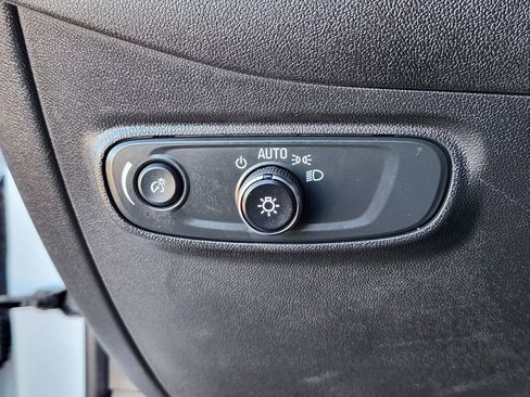 Used 2024 Chevrolet Equinox LS image 21