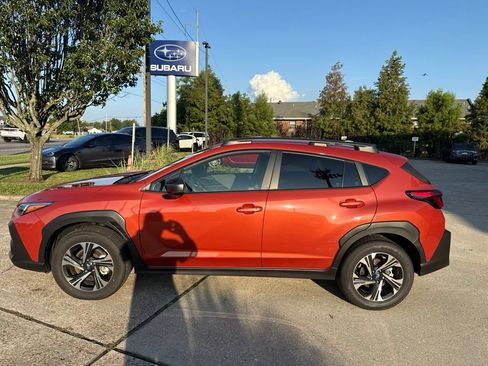 Used 2025 Subaru Crosstrek 2.5i Premium AWD/4WD image 4