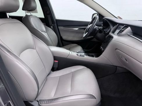 Used 2023 INFINITI QX50 Luxe AWD/4WD image 17