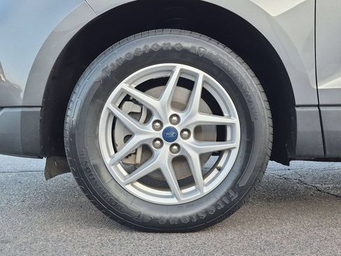 Used 2022 Ford Edge SE AWD/4WD image 11