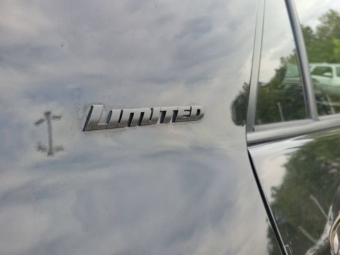 Used 2019 Toyota 4Runner Limited RWD image 5