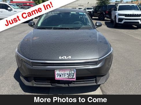 Used 2025 Kia K4 FWD image 9