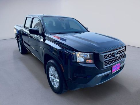 Used 2023 Nissan Frontier SV w/ Technology Package RWD image 5