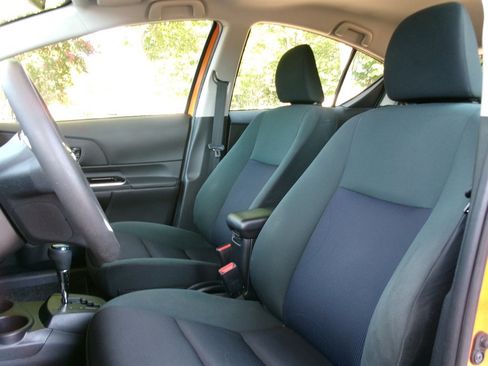 Used 2015 Toyota Prius C Three FWD image 13