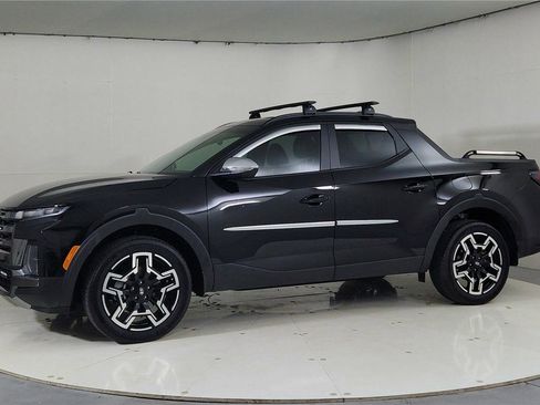 Used 2025 Hyundai Santa Cruz Limited image 3