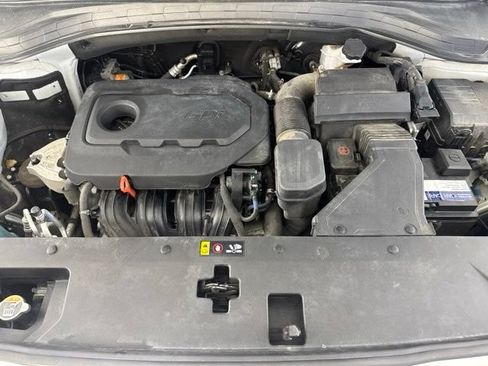 Used 2020 Hyundai Santa Fe SEL FWD image 17