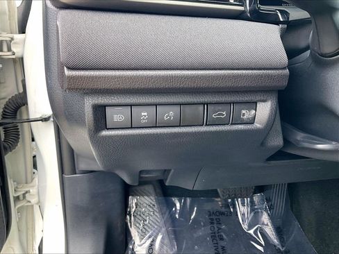 Used 2025 Toyota Camry LE FWD image 25