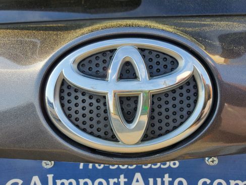 Used 2017 Toyota RAV4 XLE image 48
