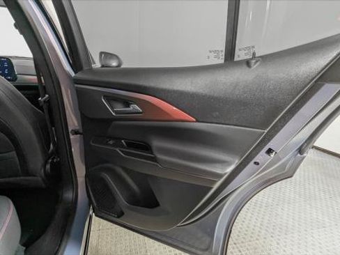 Used 2024 Chevrolet Equinox EV RS w/ Active Safety Package 3 FWD image 19