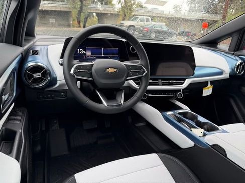 New 2026 Chevrolet Equinox EV LT FWD image 13