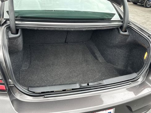 Used 2019 Dodge Charger SXT w/ Leather Interior Group image 13