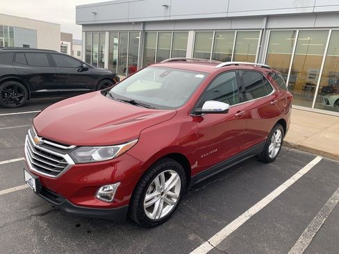 Used 2018 Chevrolet Equinox Premier image 4