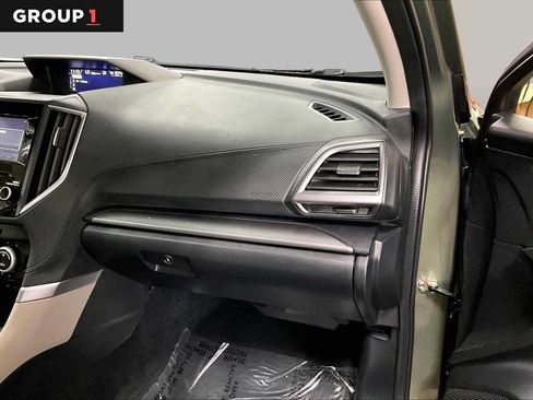 Used 2021 Subaru Forester Premium AWD/4WD image 19