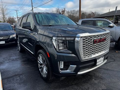 Used 2021 GMC Yukon Denali w/ Denali Ultimate Package image 7