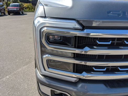 Certified 2024 Ford F250 Platinum image 13