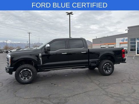 Used 2024 Ford F350 Platinum w/ Tremor Off-Road Package AWD/4WD image 15